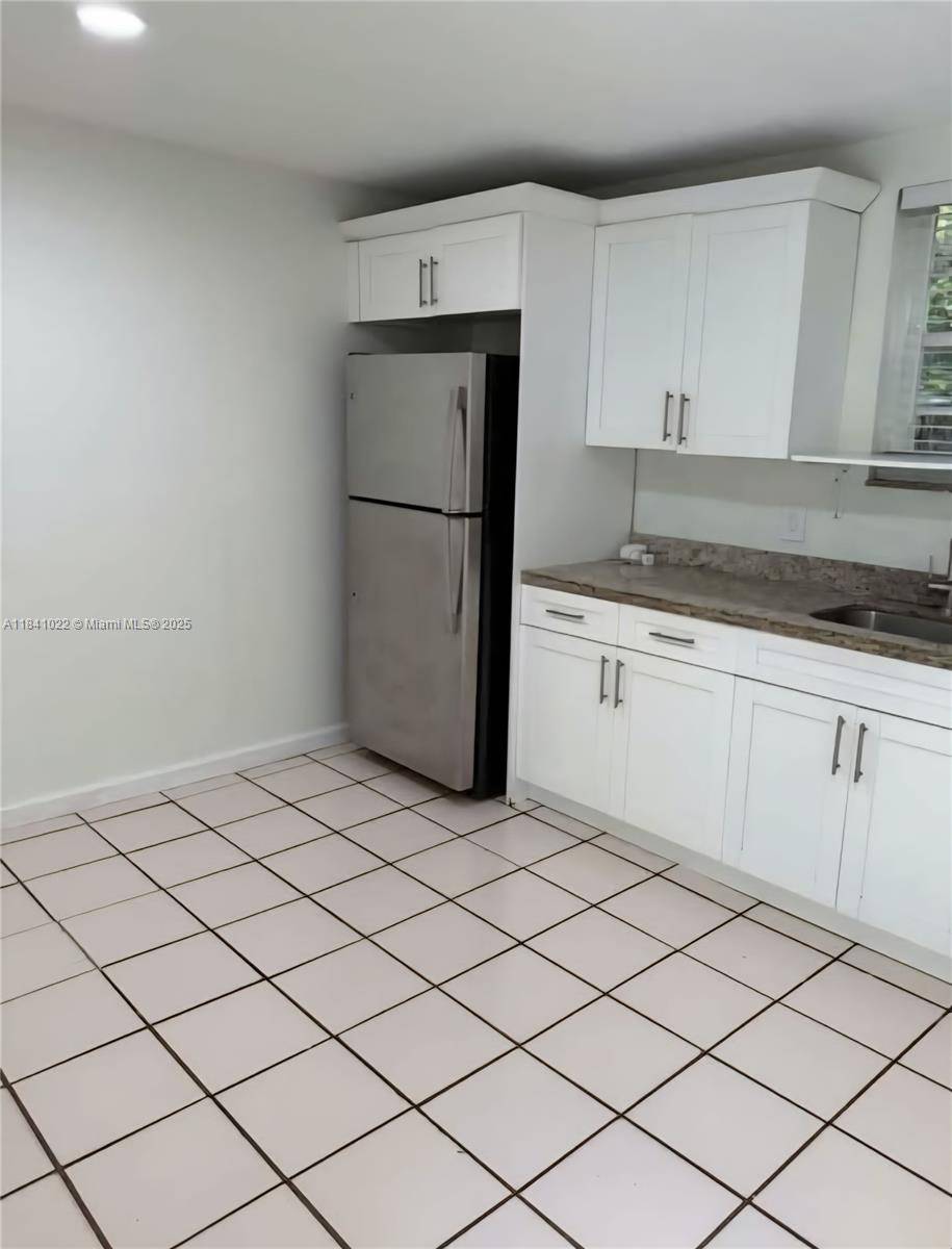 Miami, FL 33165,4901 SW 98th Ave Rd #1
