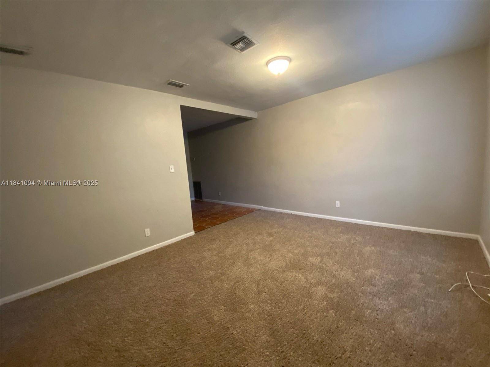 Hallandale Beach, FL 33009,128 SW 7th Ter