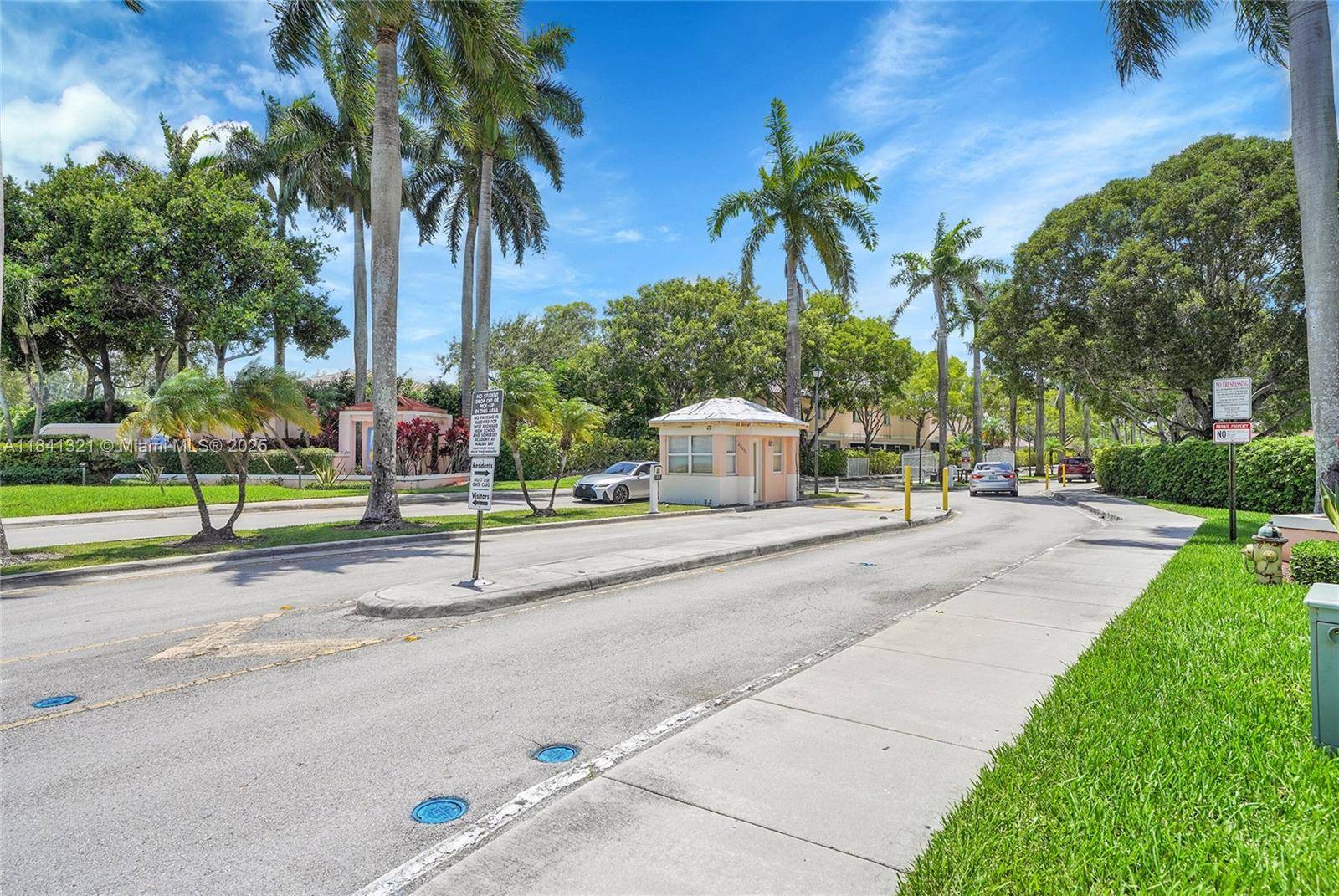 Pembroke Pines, FL 33029,20845 NW 3rd Ct