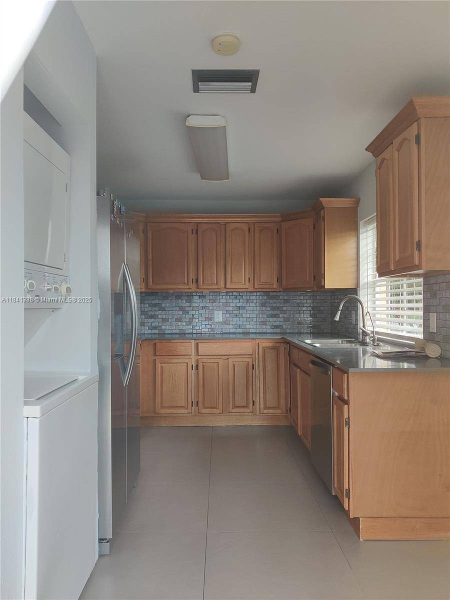 Weston, FL 33326,1510 Springside Dr #-