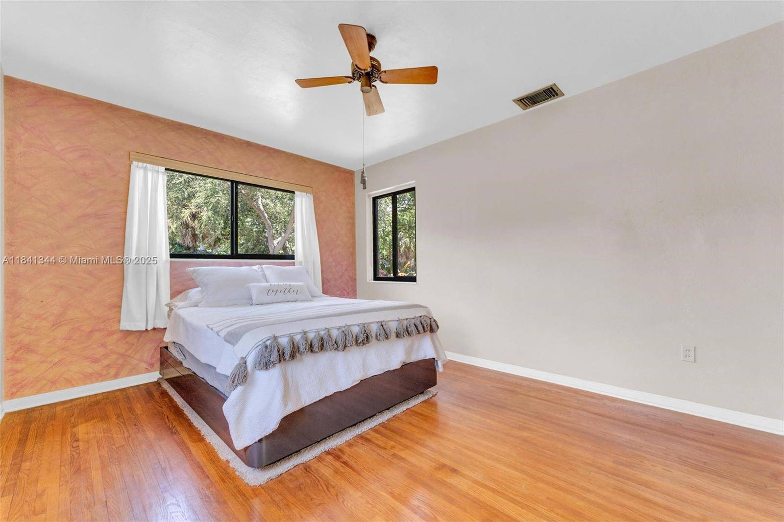 Miami Shores, FL 33138,1044 NE 97th St
