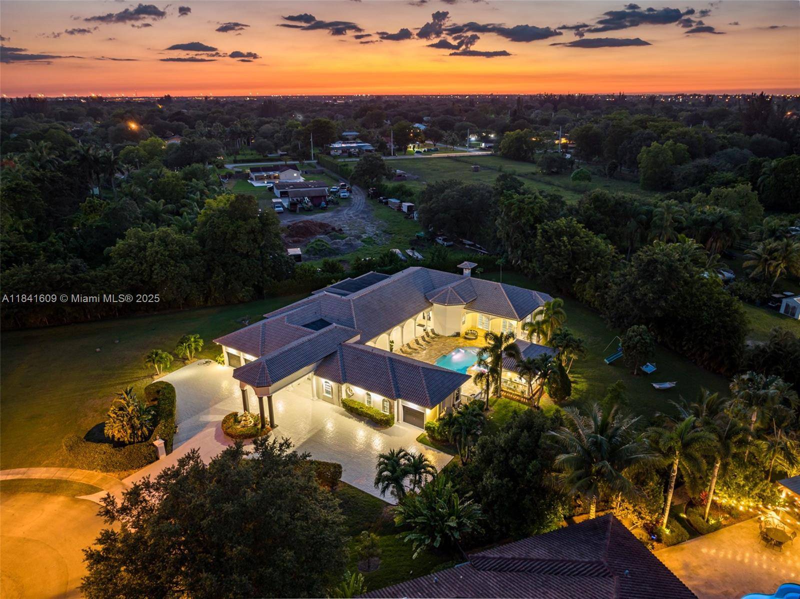 Davie, FL 33325,13751 Pine Meadow Ct