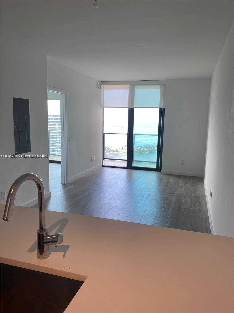Miami, FL 33137,501 NE 31st St #2402