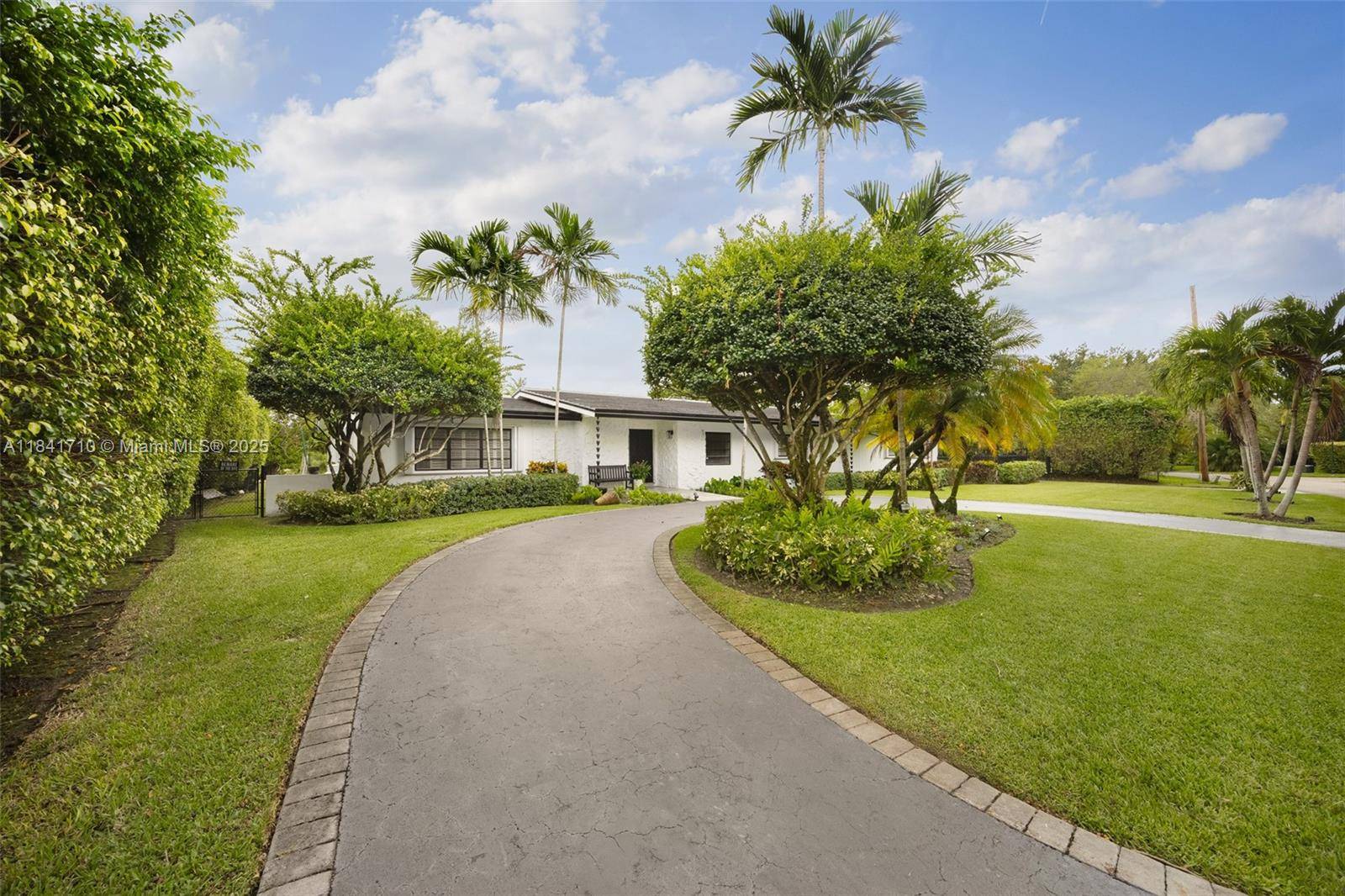Pinecrest, FL 33156,11651 SW 72nd Pl