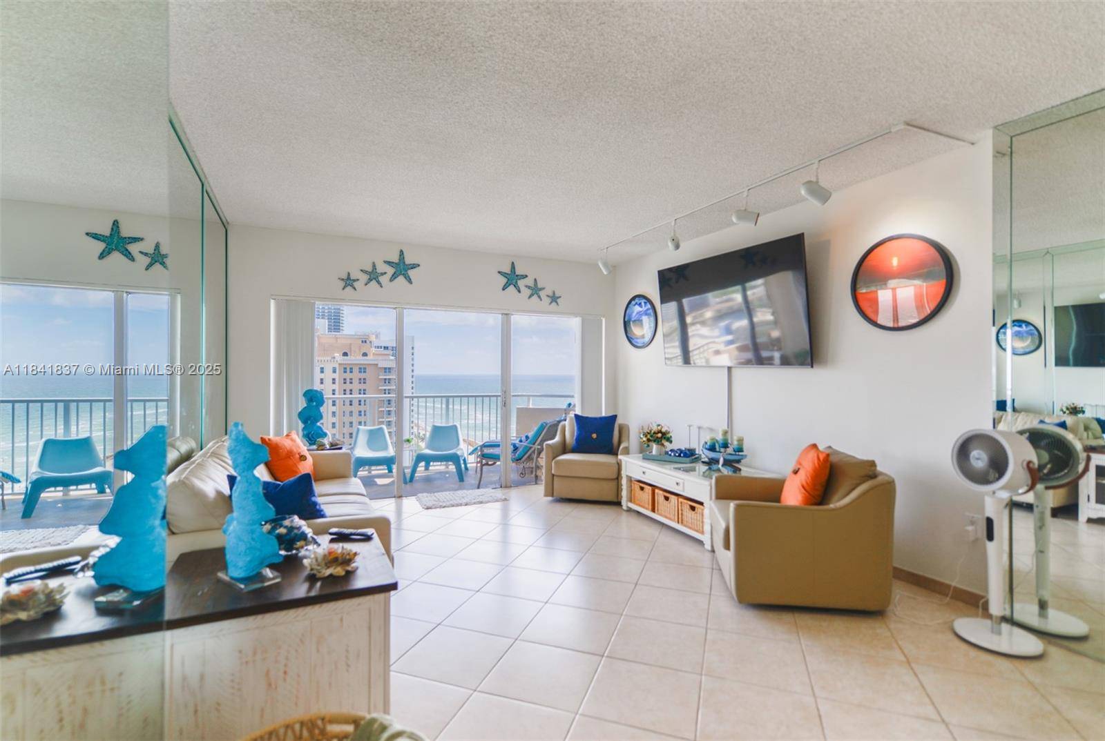 Hallandale Beach, FL 33009,1950 S Ocean Dr #18B
