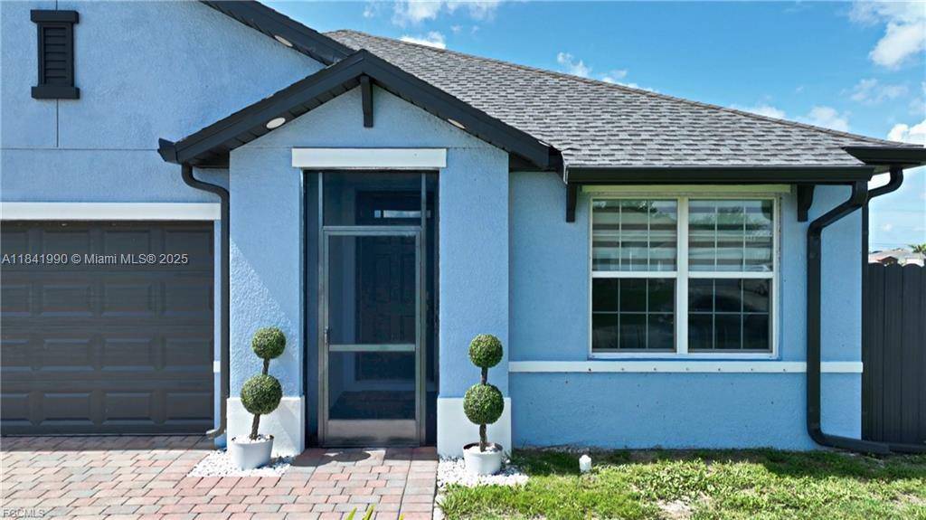 Cape Coral, FL 33993,1022 NW 21st terr