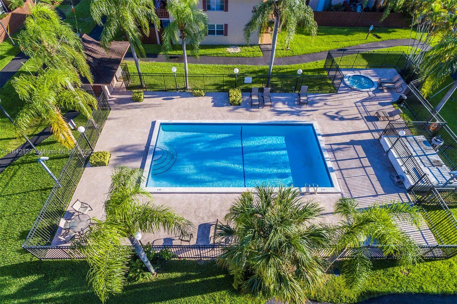 Miami, FL 33176,11235 SW 88th St #107E