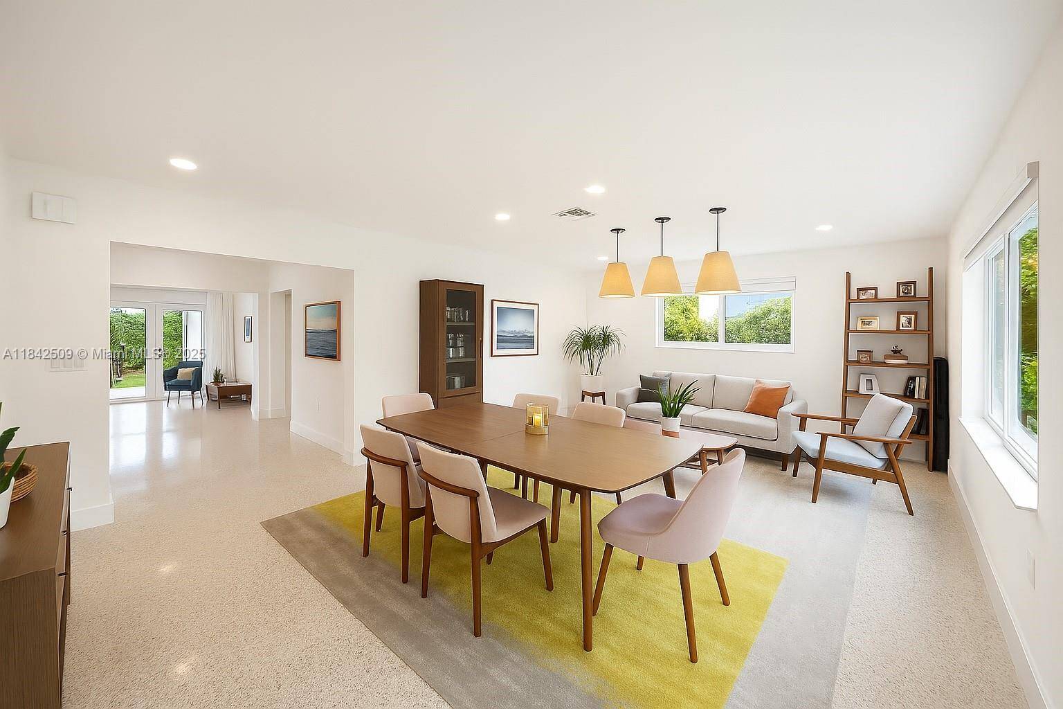 Coral Gables, FL 33134,415 Navarre Ave