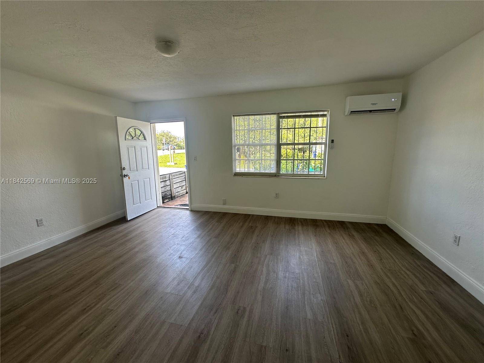 Miami, FL 33138,360 NE 82nd St #D