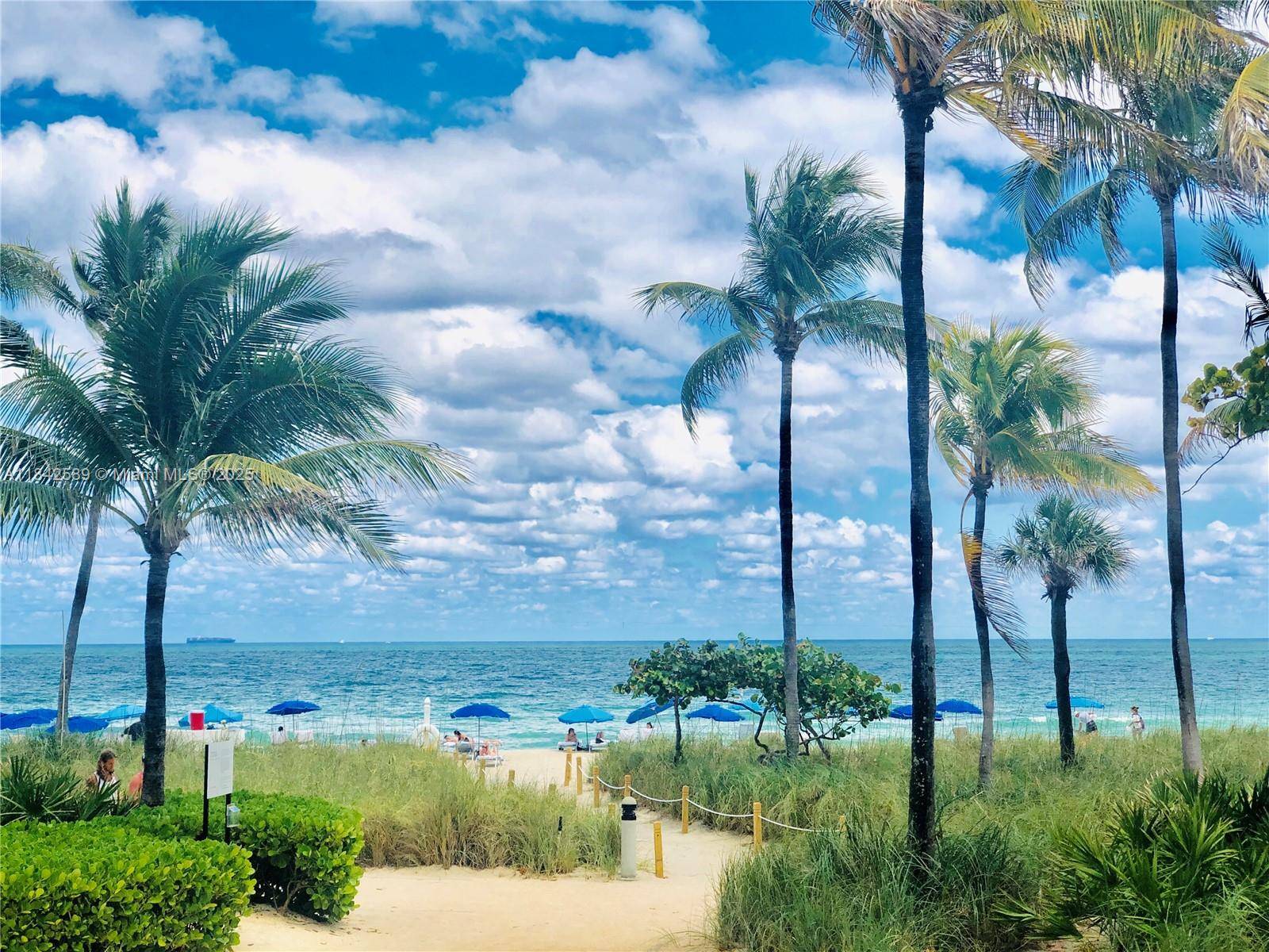 Bal Harbour, FL 33154,10275 Collins Ave #727