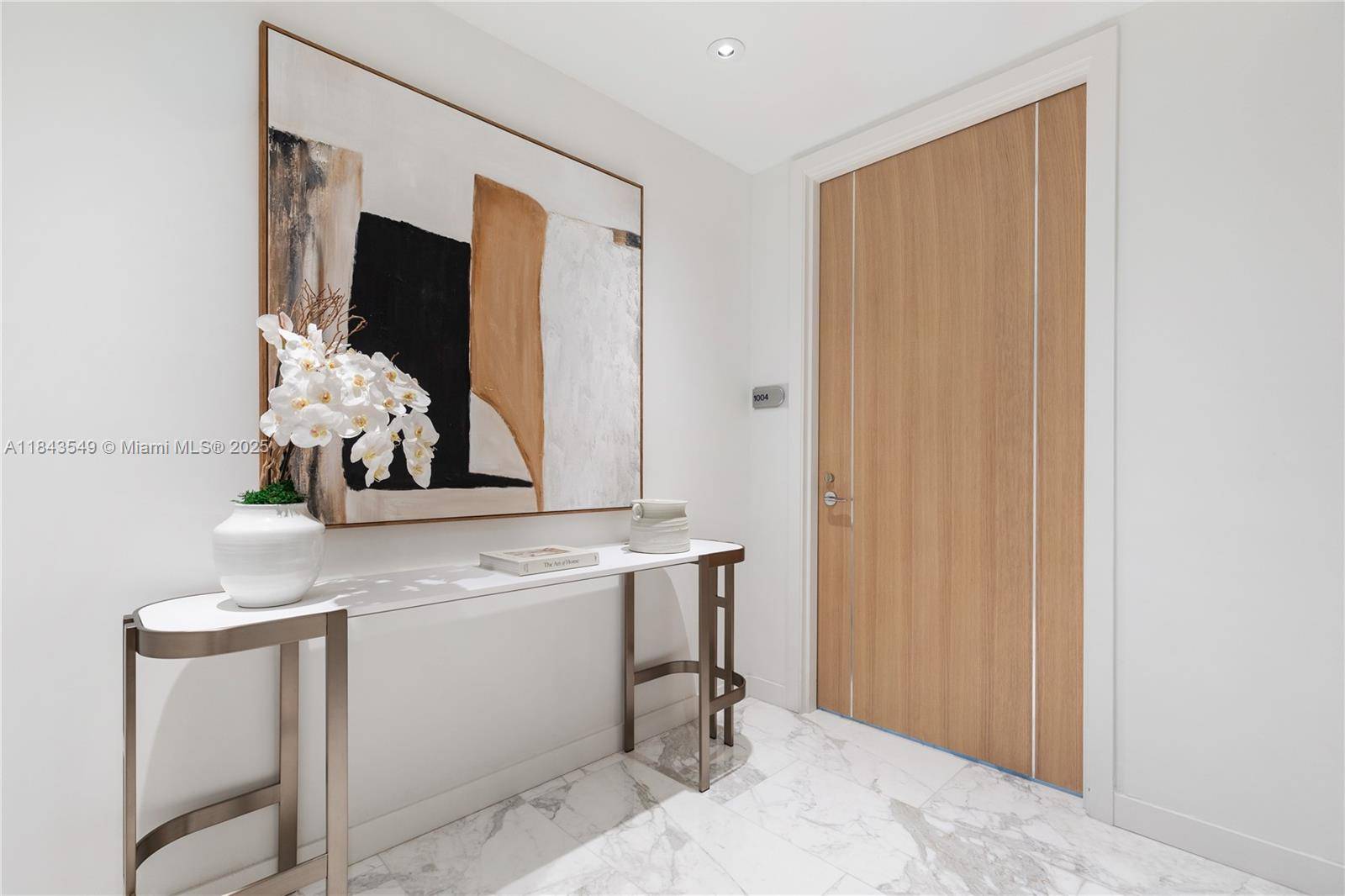 Sunny Isles Beach, FL 33160,15701 Collins Ave #1004