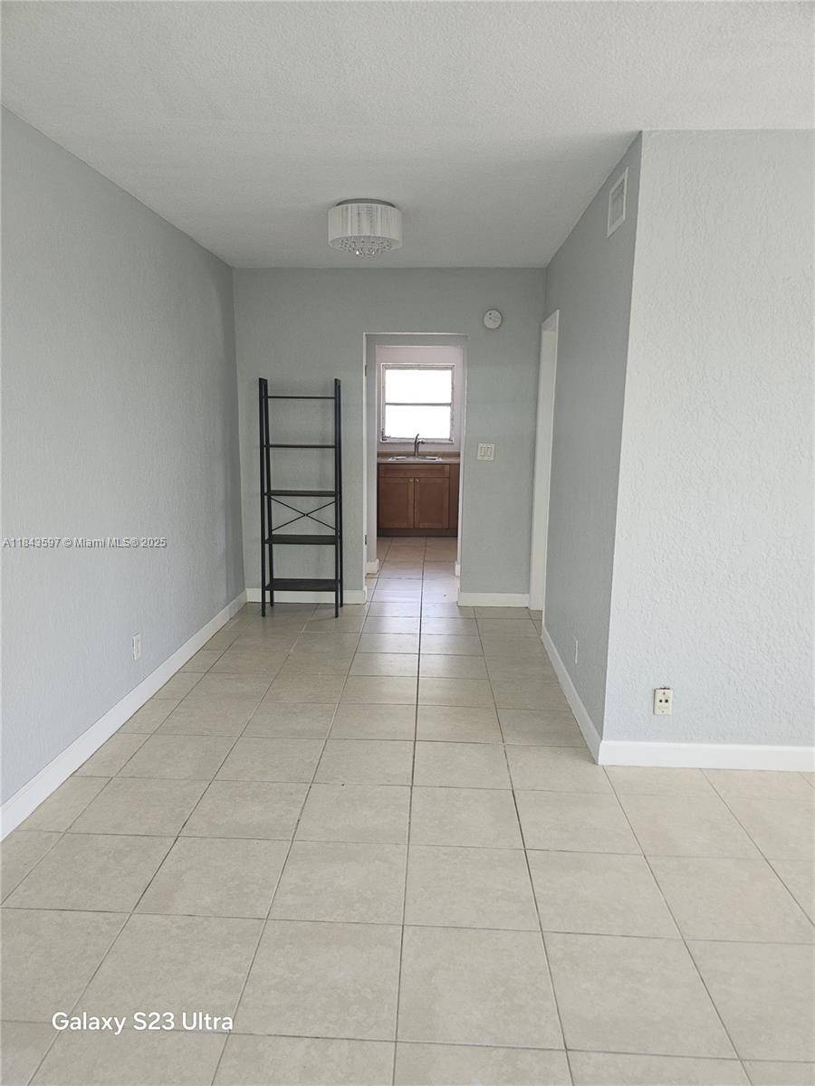 Fort Lauderdale, FL 33304,1900 NE 8th Ct #308