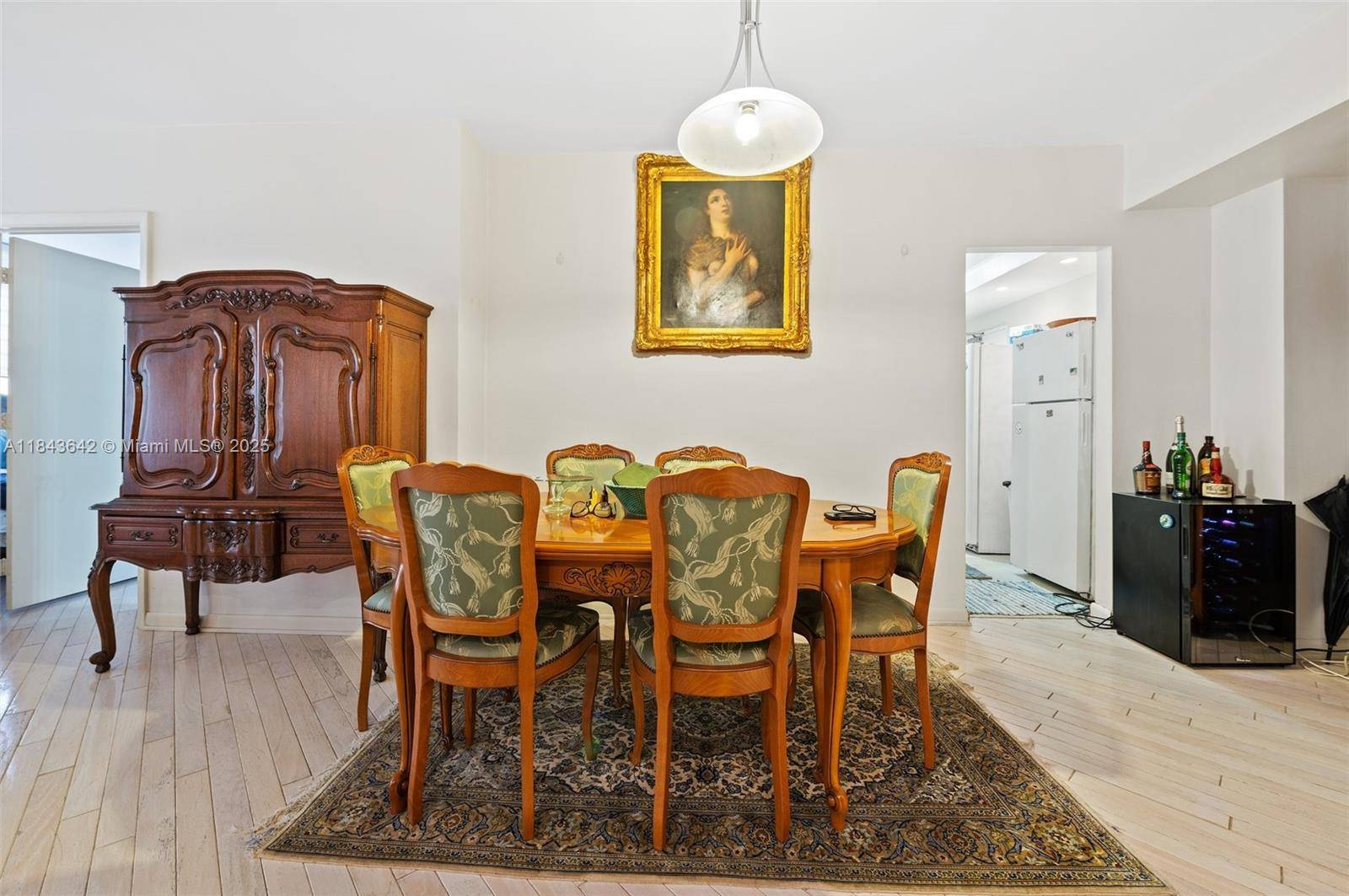 FL 33154,10185 Collins Ave #1211