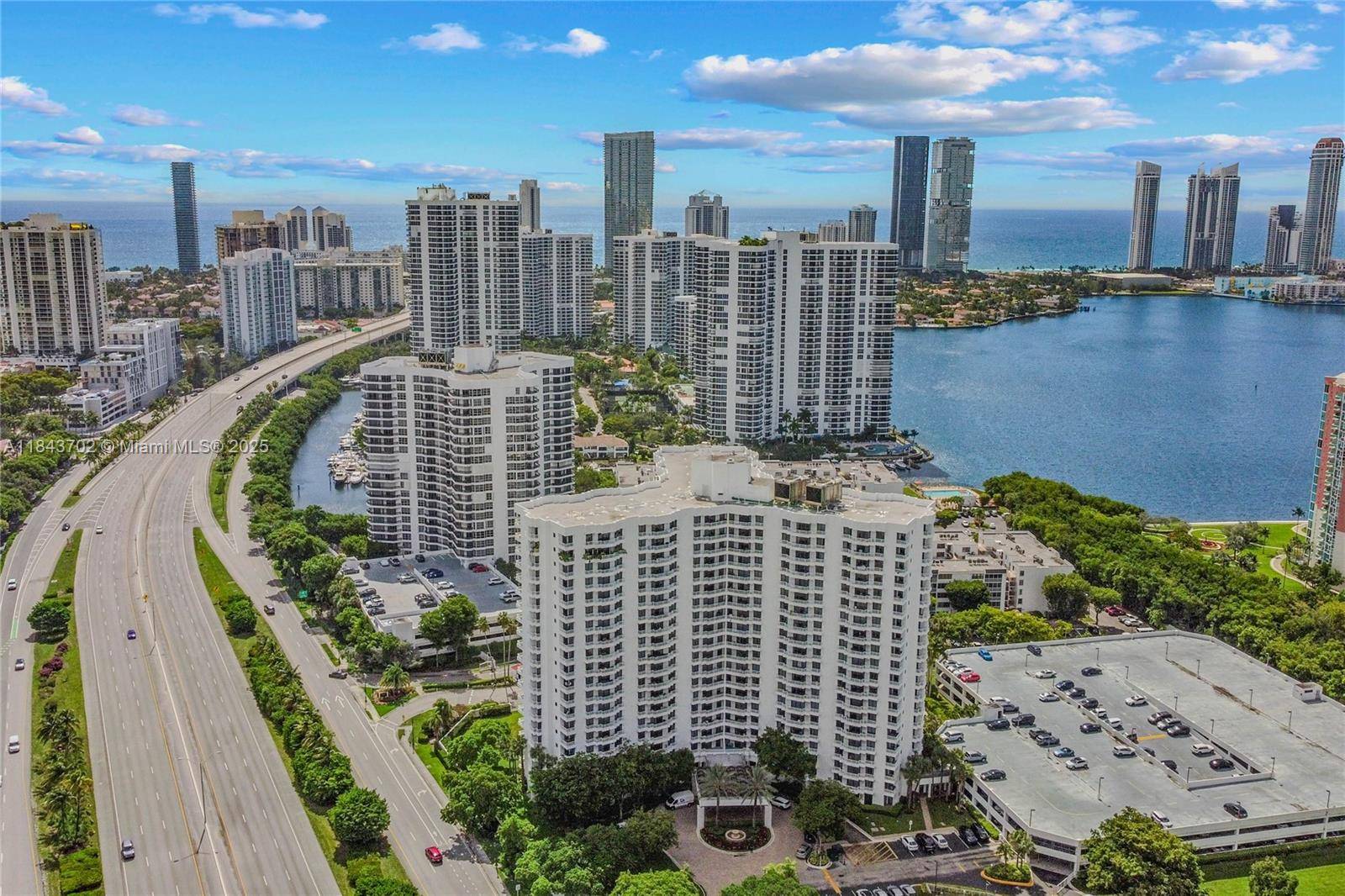 Aventura, FL 33180,3300 NE 192nd St #1913