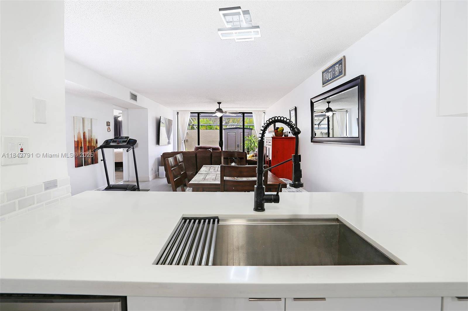 Pembroke Pines, FL 33026,10950 Birchwood Pl #10950