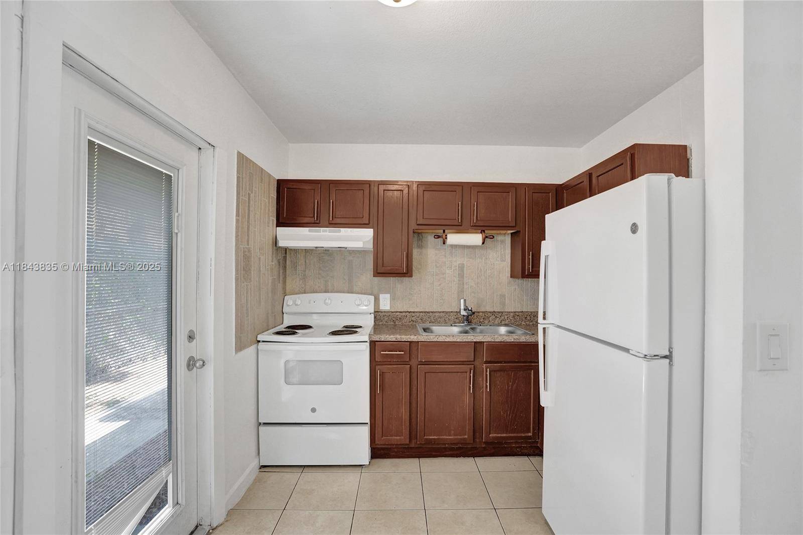 Riviera Beach, FL 33404,1200 W 31st St