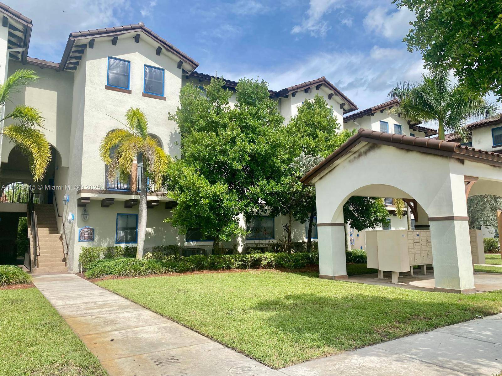 Doral, FL 33178,10620 NW 88th St #212