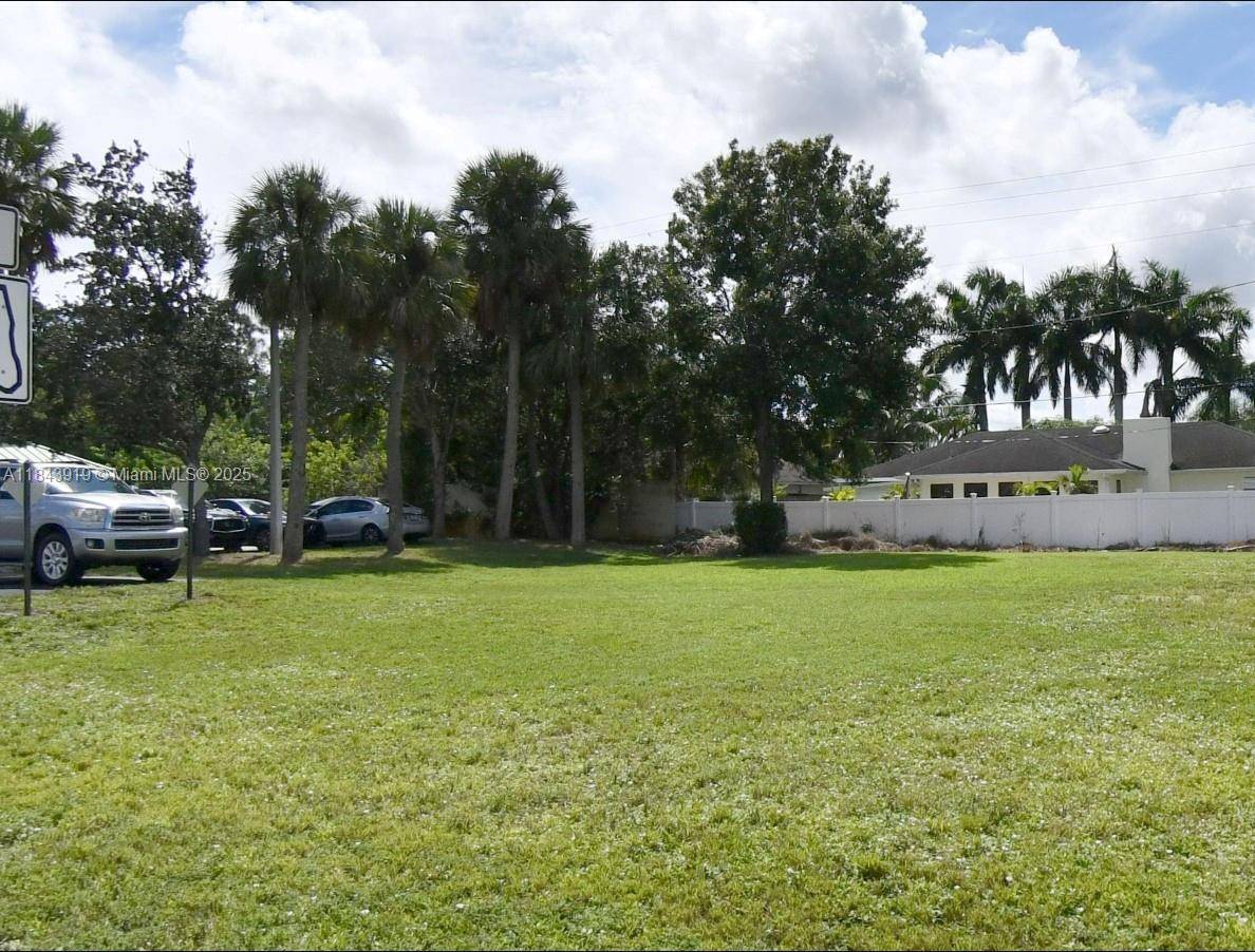 Port St Lucie, FL 34984,486 SE Port Saint Lucie Blvd