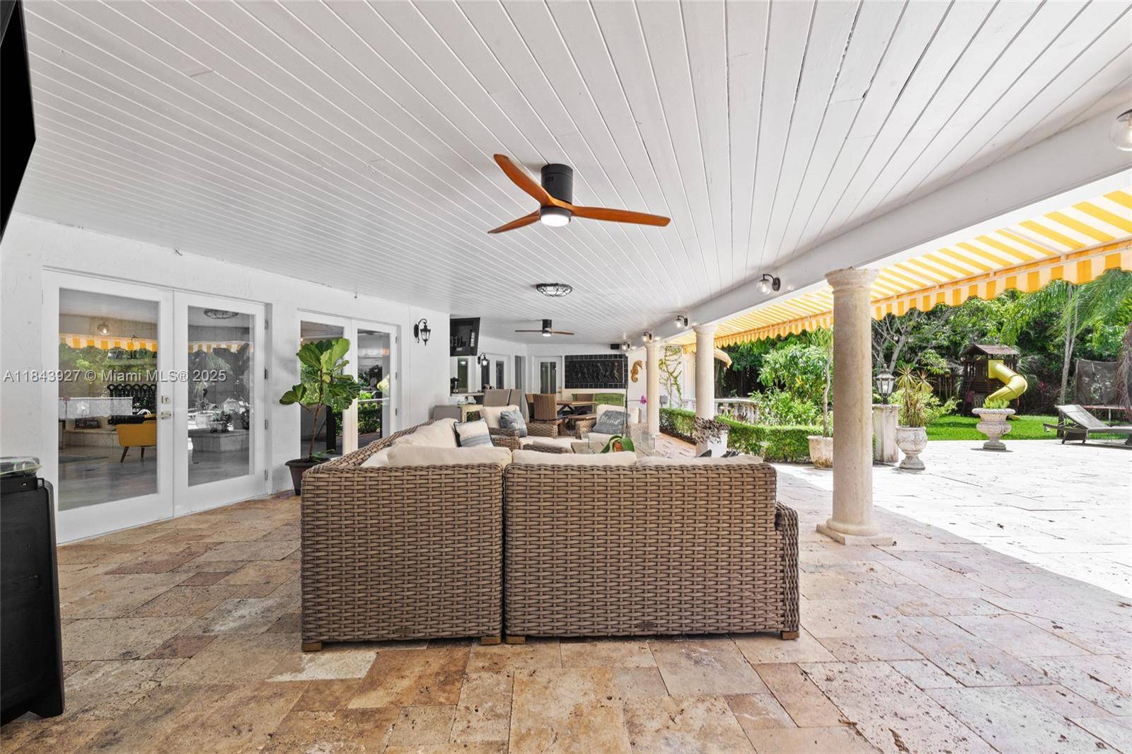 Pinecrest, FL 33156,12300 Old Cutler Rd