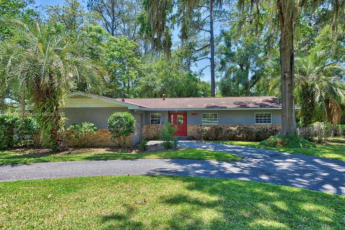 Ocala, FL 34471,3802 SE 15th St