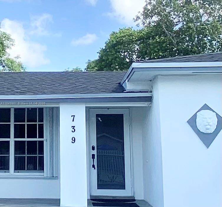 Miami, FL 33168,739 NW 112th St