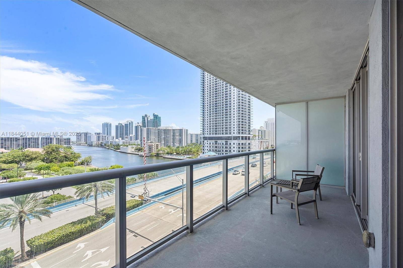 Hallandale Beach, FL 33009,2602 E Hallandale Beach Blvd #R906