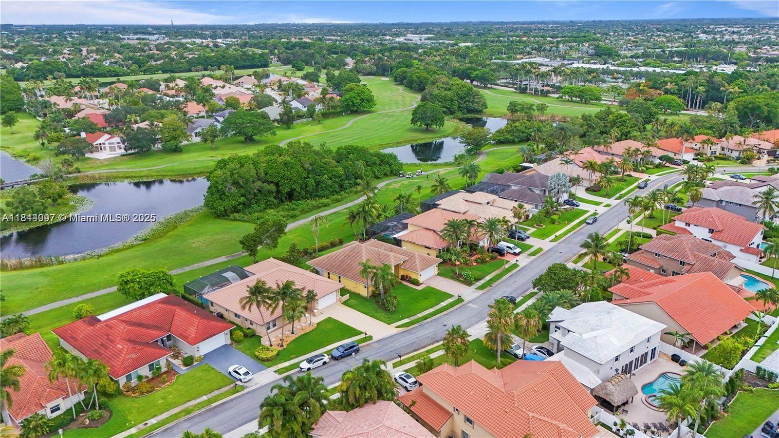 Pembroke Pines, FL 33027,720 W Cypress Pointe Dr W