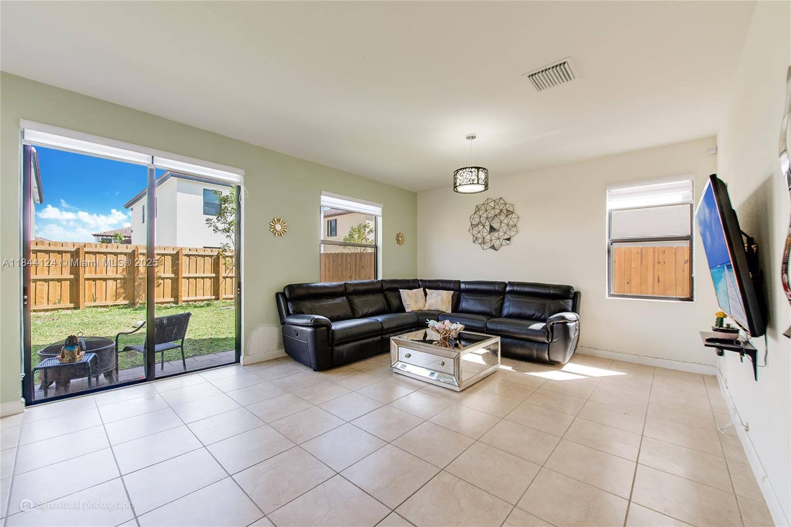 Homestead, FL 33032,11711 SW 254th St