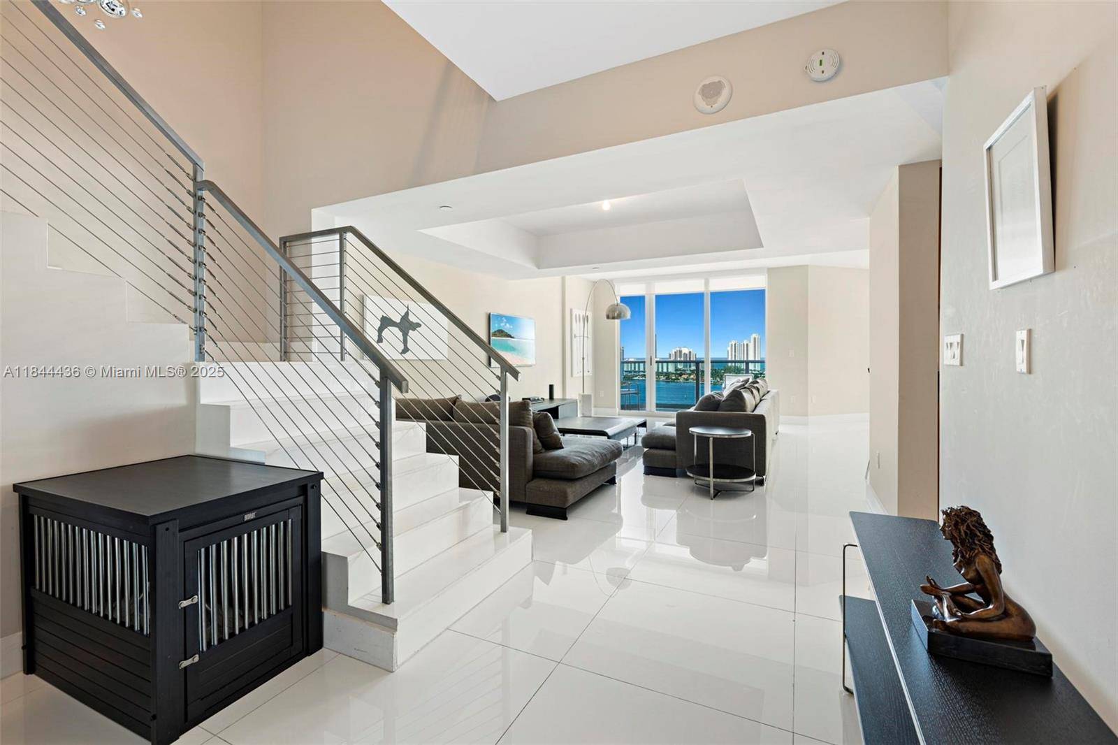 Aventura, FL 33160,3301 NE 183rd St #2208