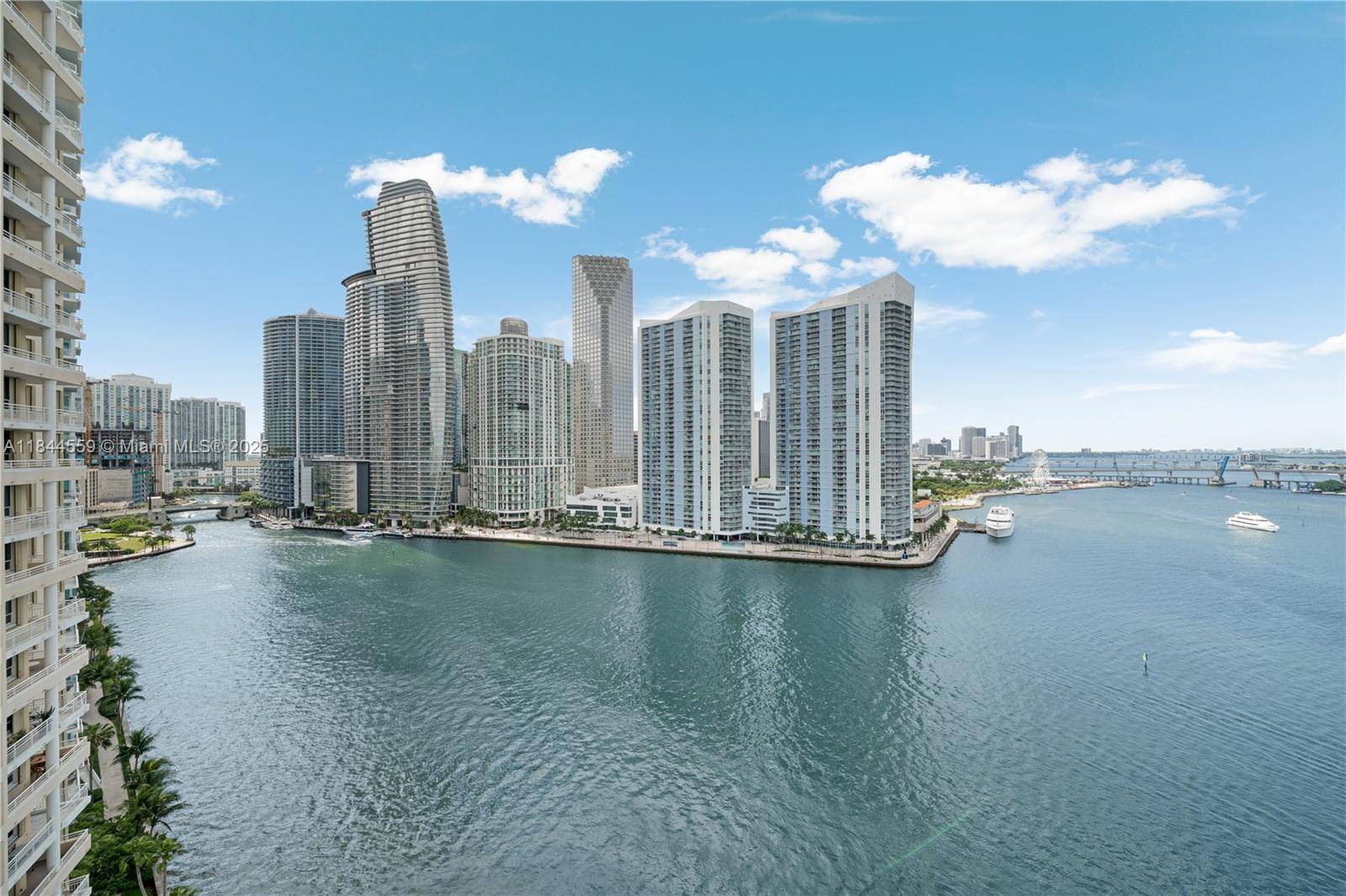 Miami, FL 33131,888 Brickell Key Dr #1912