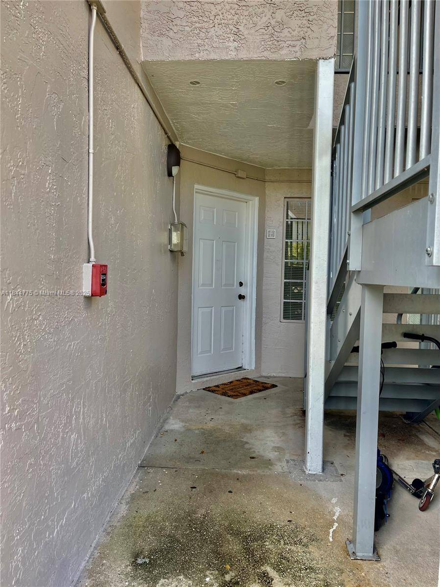 Hialeah, FL 33015,6725 NW 174th Ter #E-12