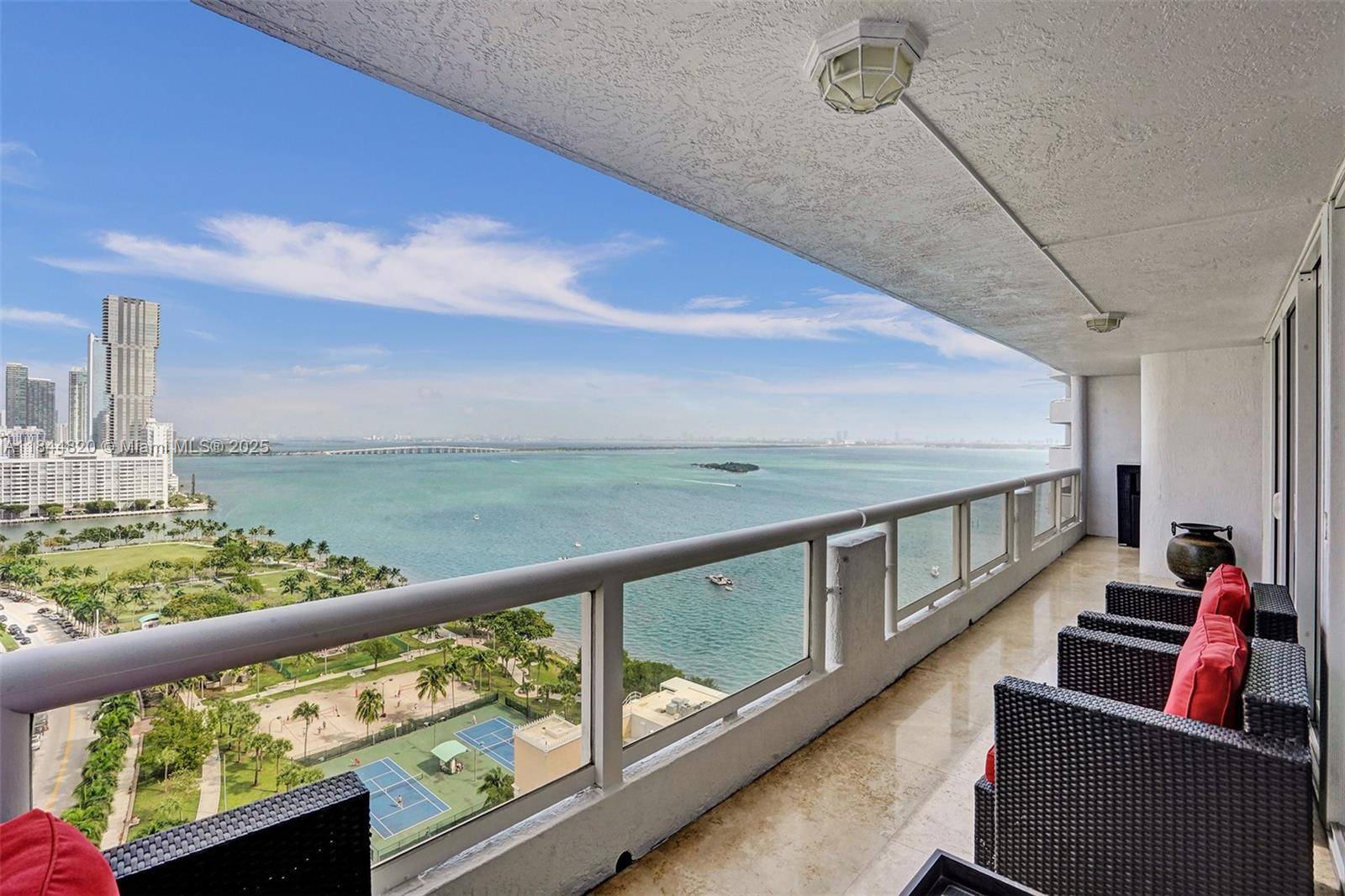 Miami, FL 33132,1717 N Bayshore Dr #A-2547