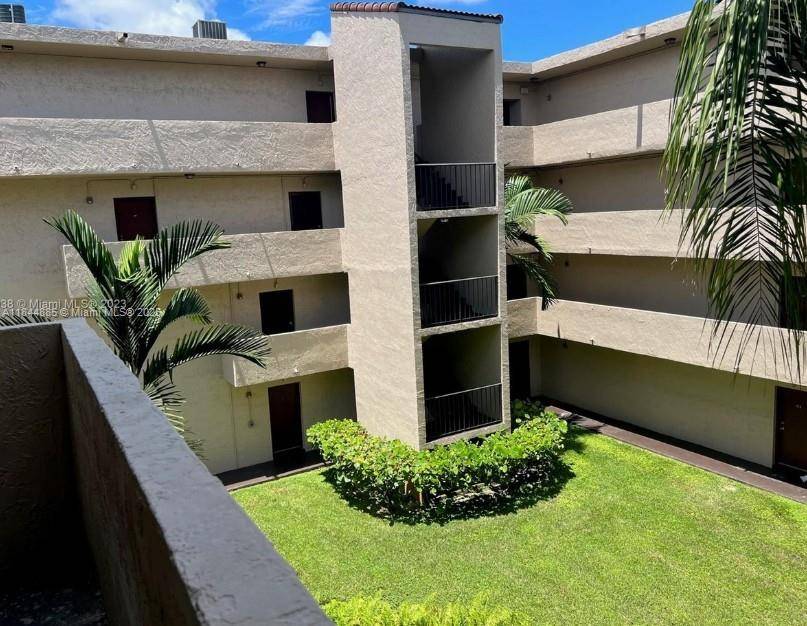 Miami, FL 33176,10651 SW 108th Ave #3K