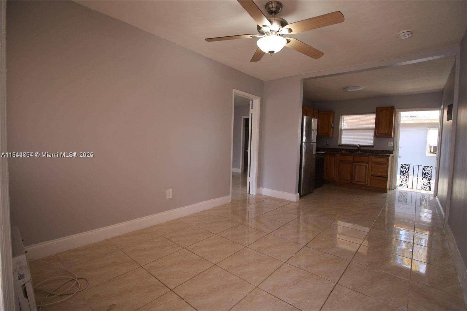 Hallandale Beach, FL 33009,317 SE 2nd St #1