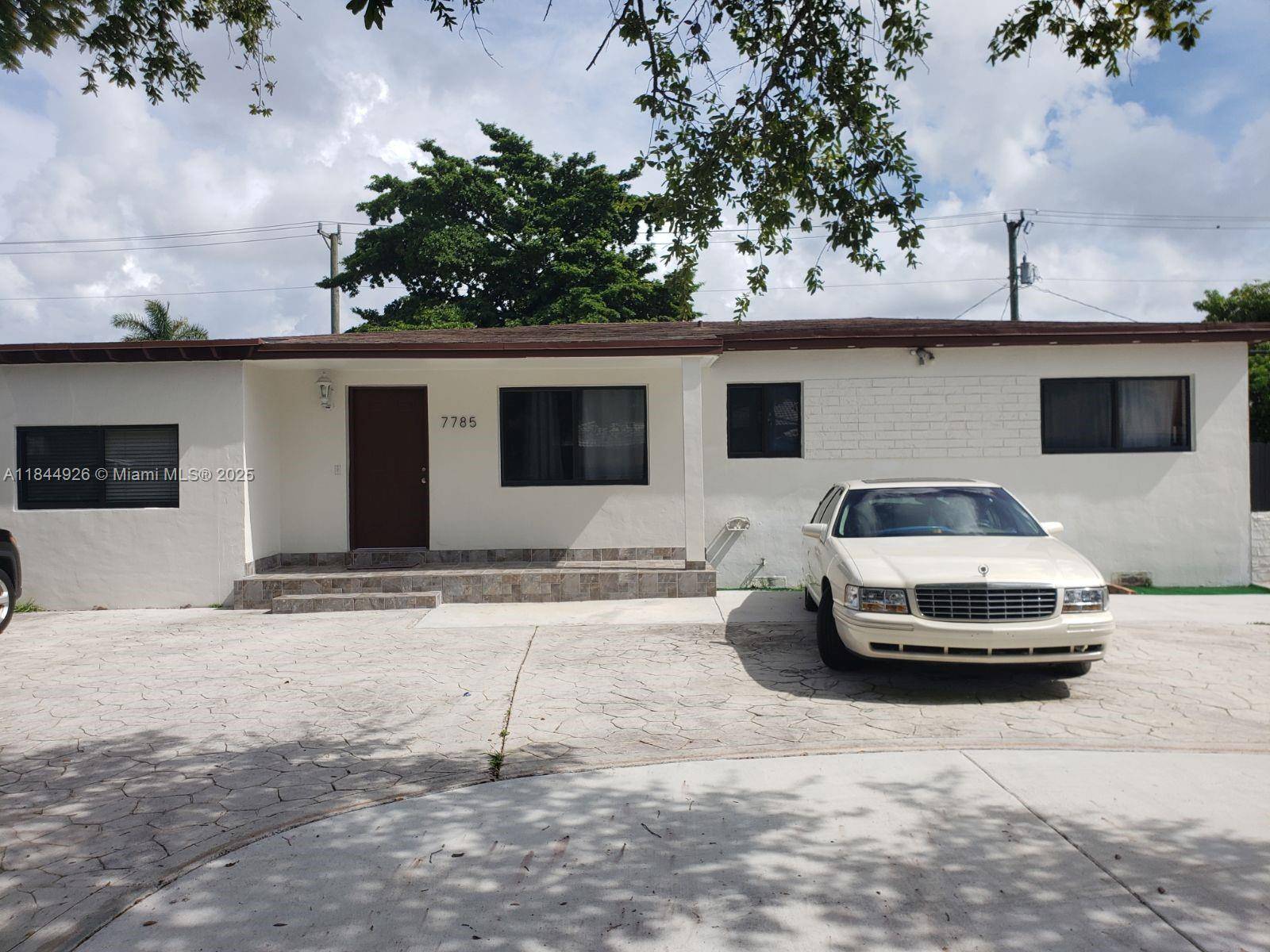 Miami, FL 33155,7785 SW 36th St