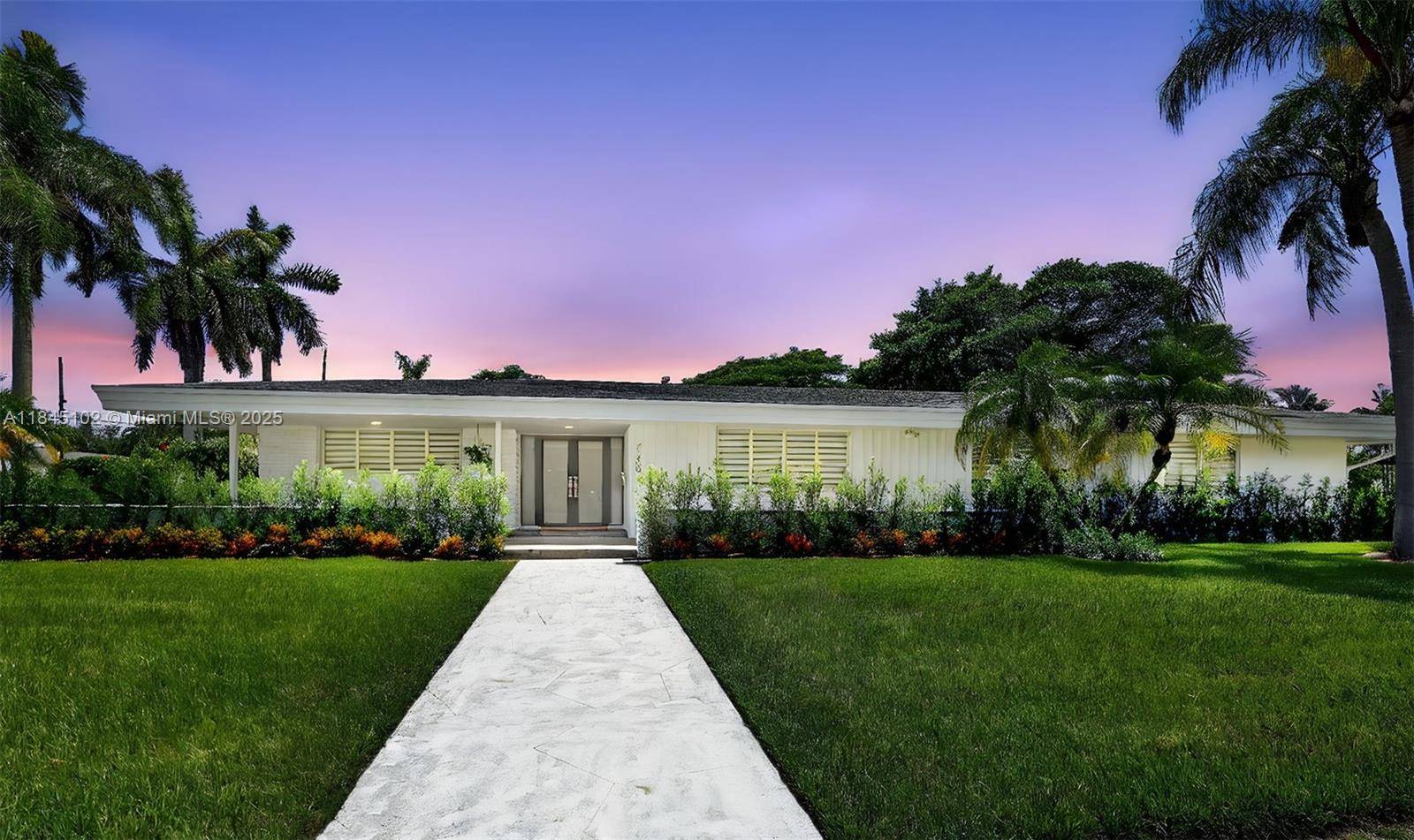 Palmetto Bay, FL 33158,7200 SW 137th St