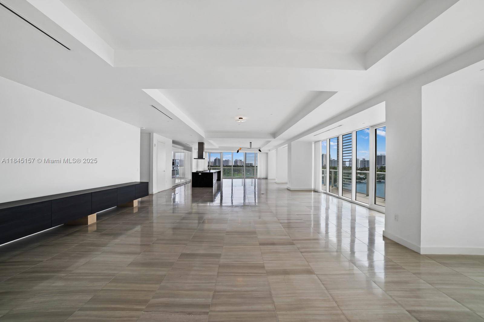 Miami Beach, FL 33140,4701 N Meridian Ave #502