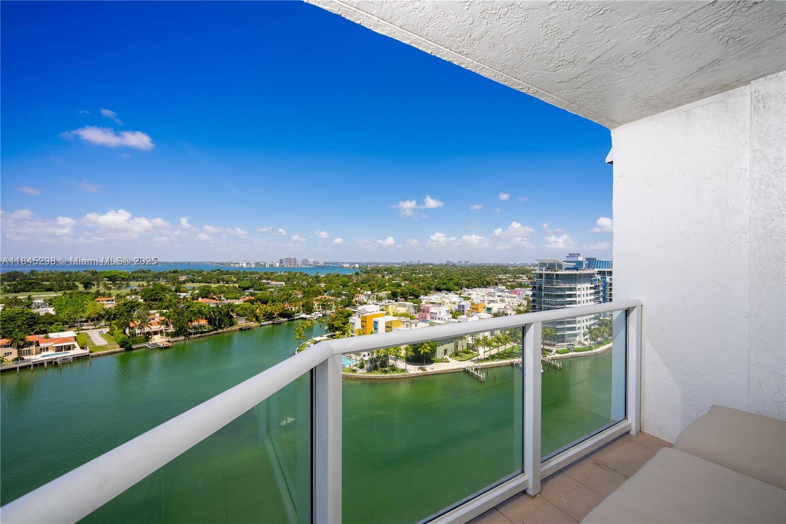 Miami Beach, FL 33140,5900 Collins Ave #1701