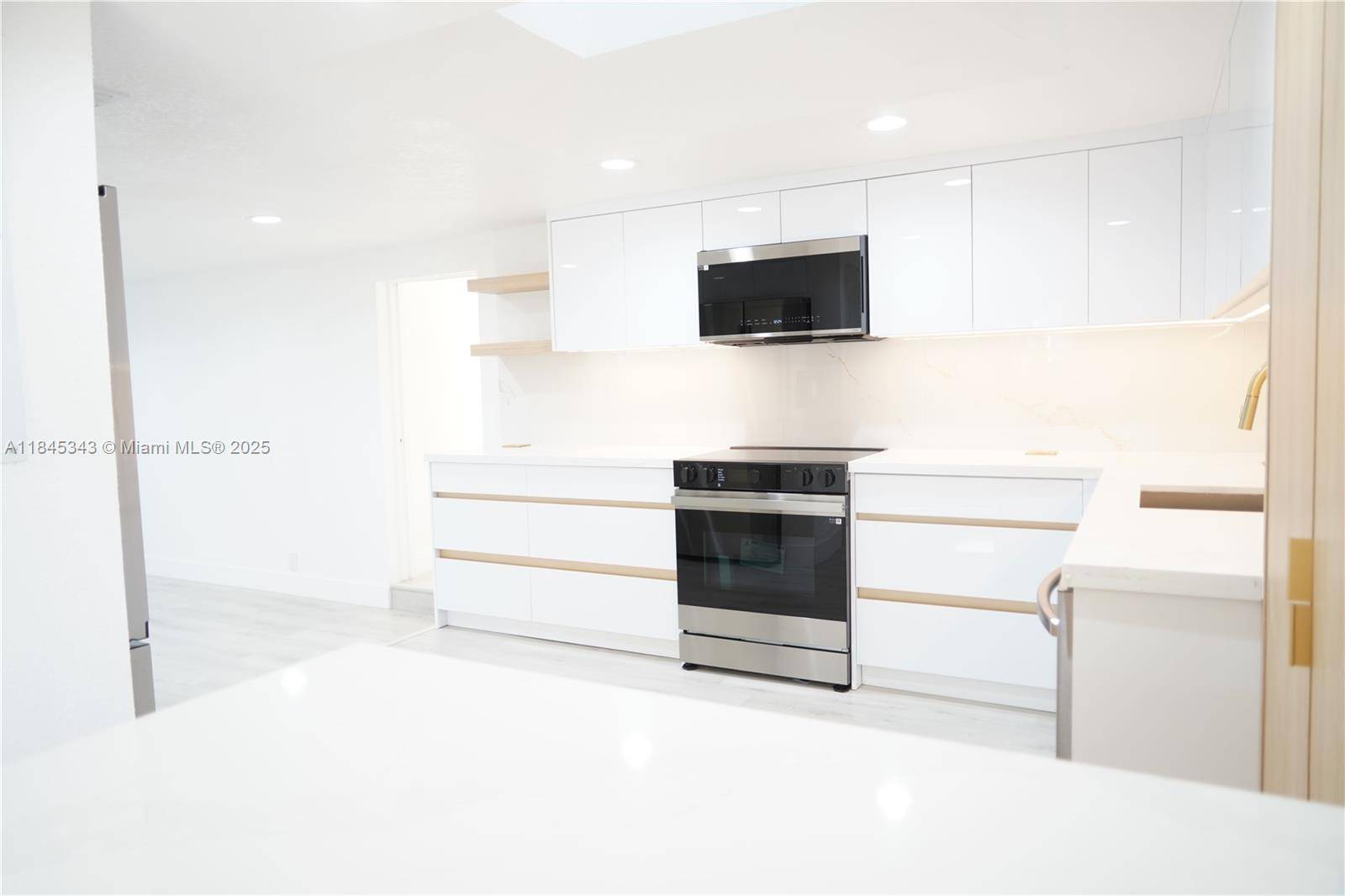 Cooper City, FL 33328,5013 SW 90th Ter