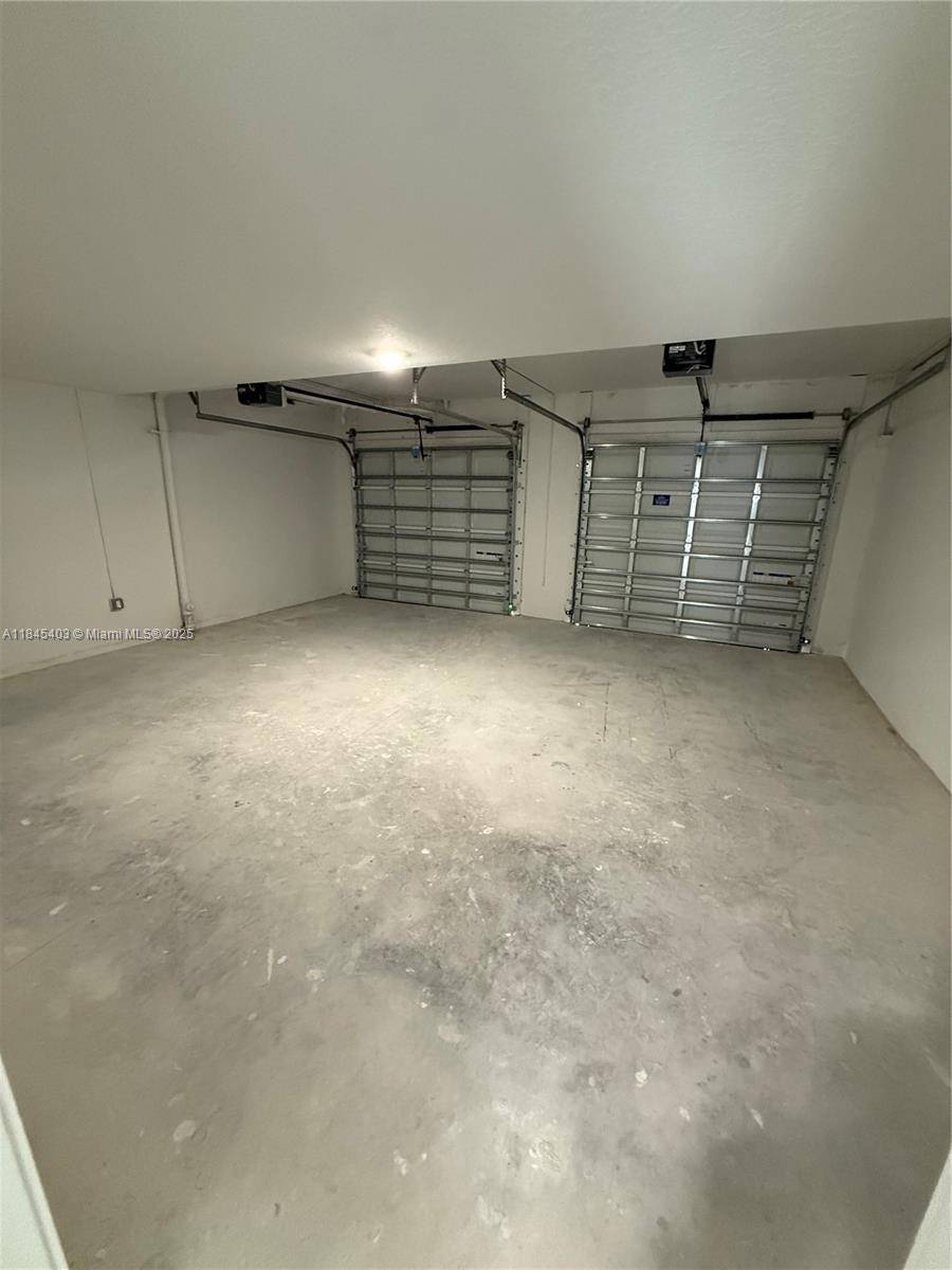Homestead, FL 33032,14576 SW 261st St #.