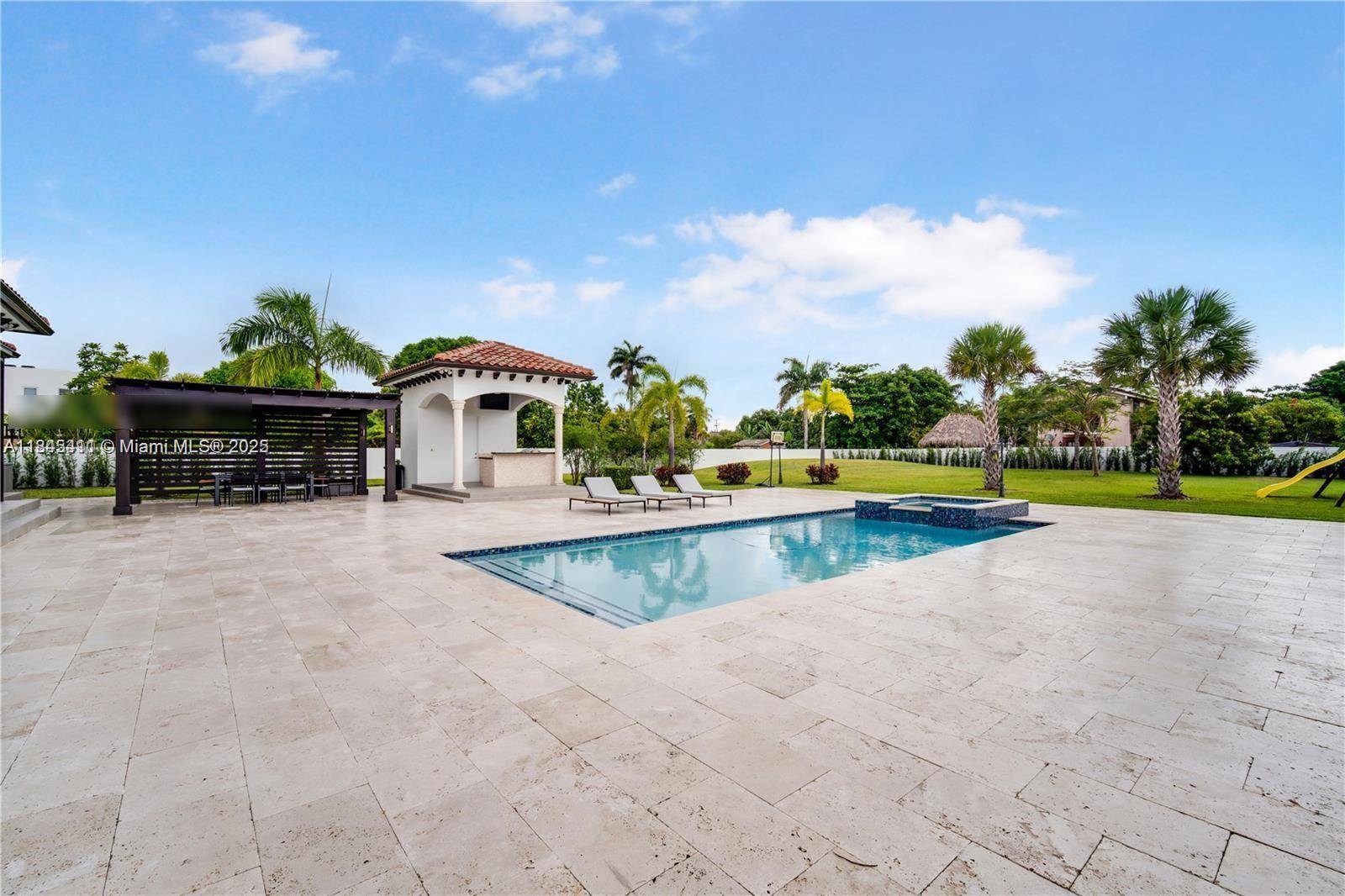 Miami, FL 33184,331 SW 124th Ave