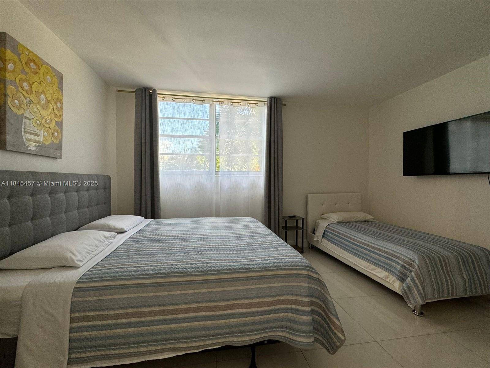Hollywood, FL 33019,3901 S Ocean Dr #3U