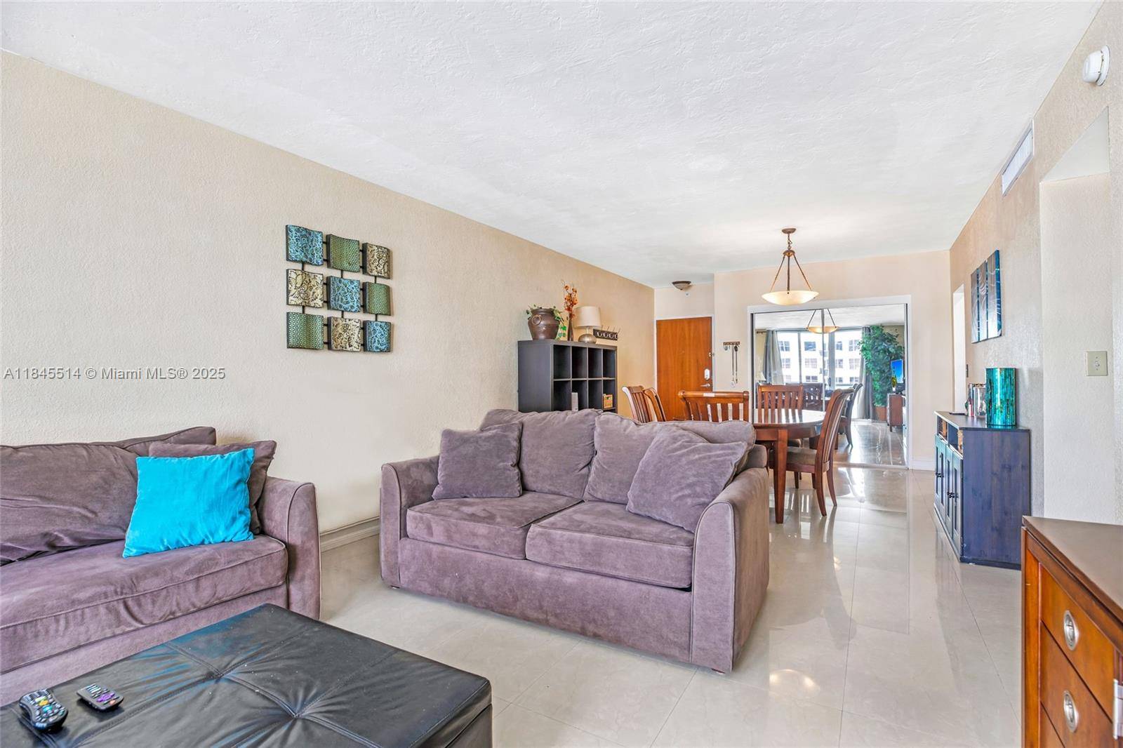 Hollywood, FL 33019,3801 S Ocean Dr #15C