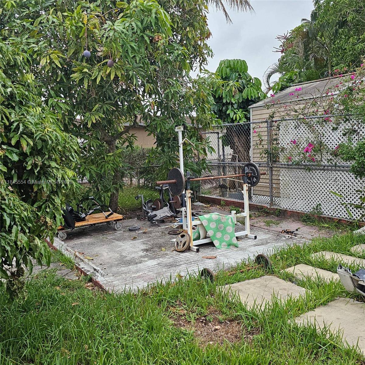 Miami Gardens, FL 33055,4492 NW 180th St