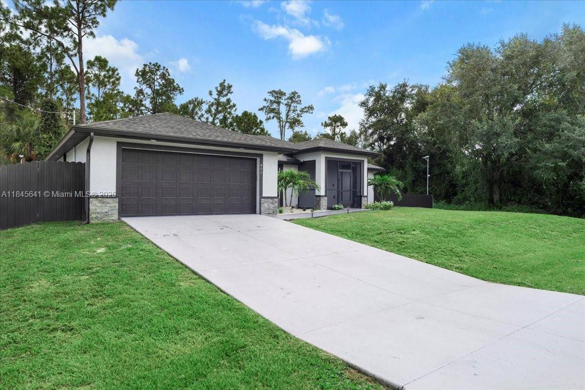 Lehigh Acres, FL 33972,405 E 17th st