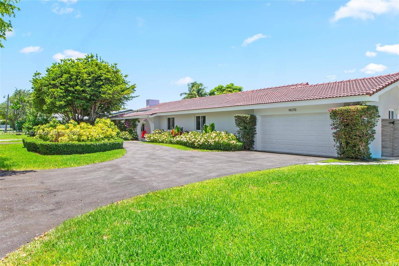 Palmetto Bay, FL 33158,14270 SW 74th Ct