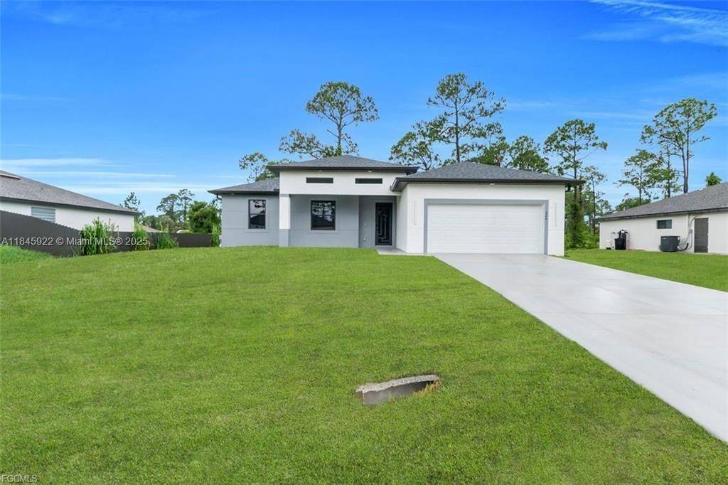 Lehigh Acres, FL 33974,224 Lomax Ave S