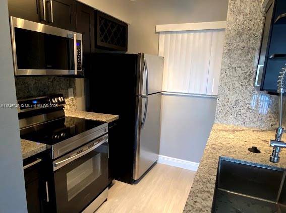 Oakland Park, FL 33309,2850 N Oakland Forest Dr #204