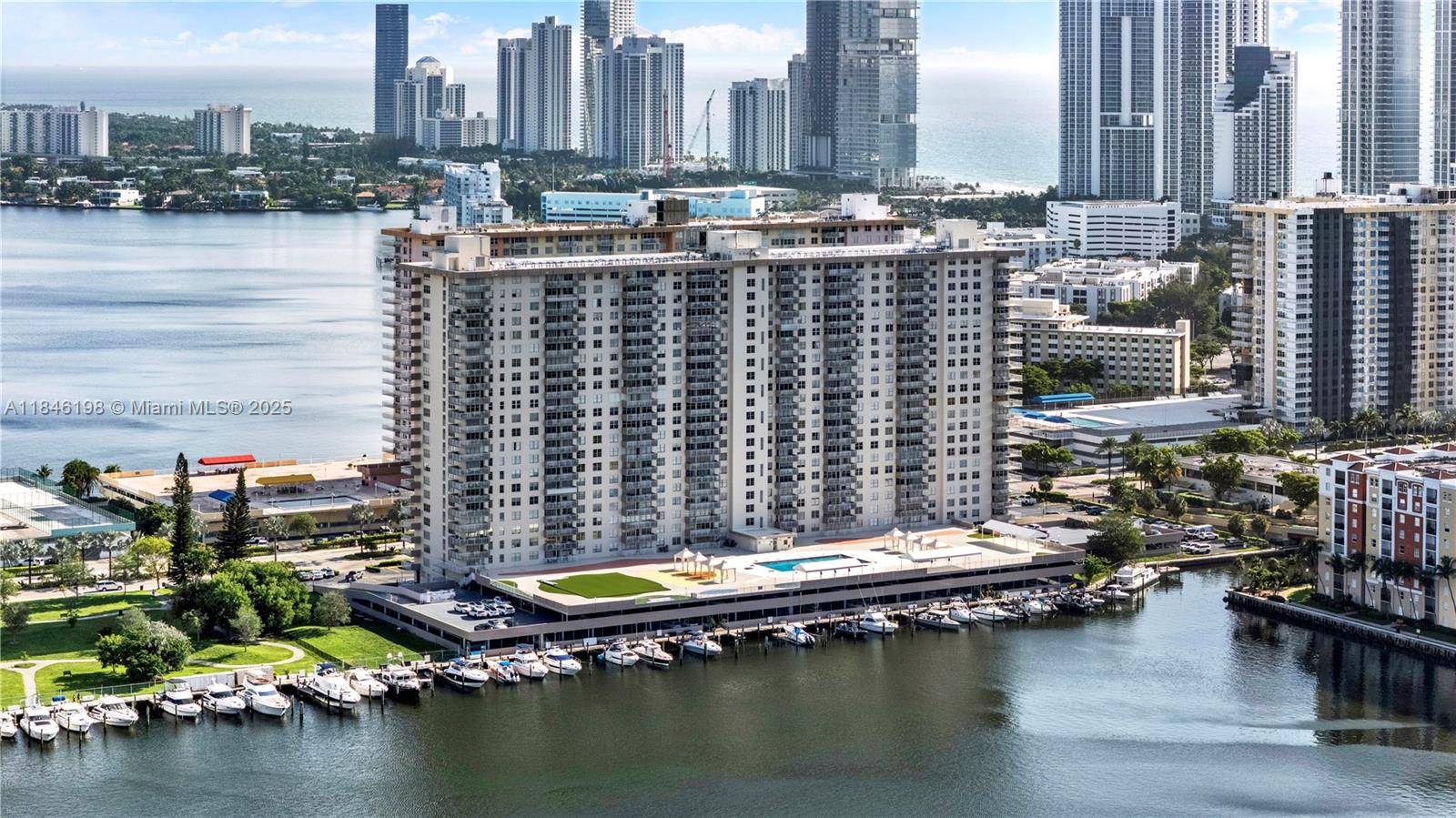 Sunny Isles Beach, FL 33160,250 174th St #1709