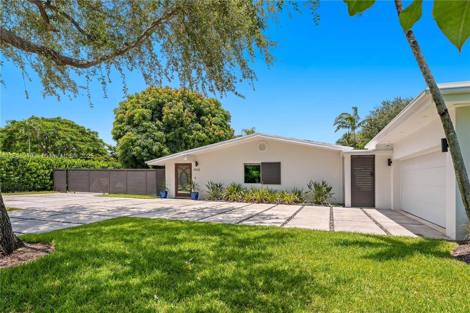 Palmetto Bay, FL 33158,7425 SW 139th Ter